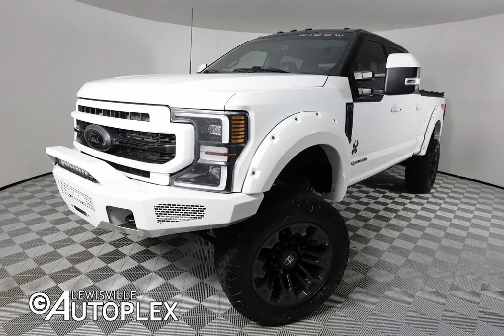 2022 Ford F-250 Lariat photo 1