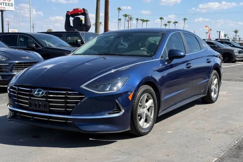 2021 Hyundai Sonata SE photo 1