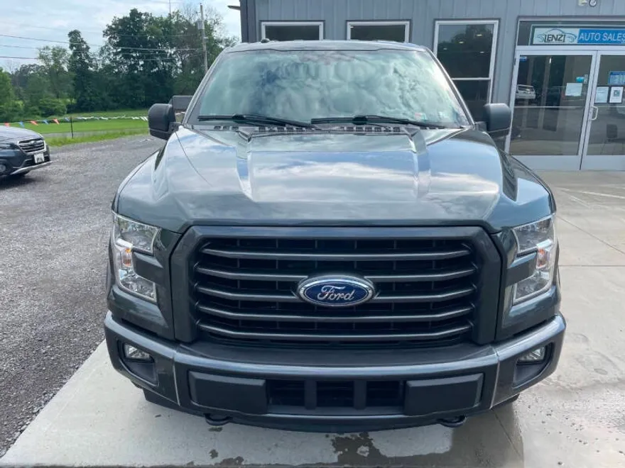 2017 Ford F-150 XLT photo 1