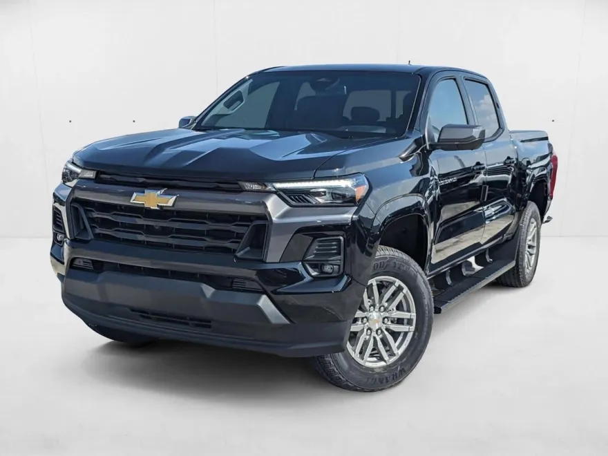 2026 Chevrolet Colorado LT photo 1