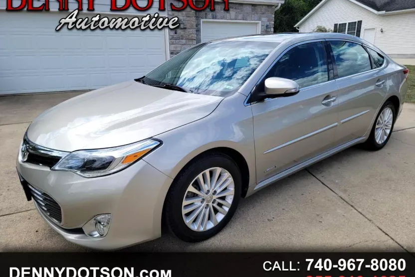 2015 Toyota Avalon Hybrid Limited photo 1