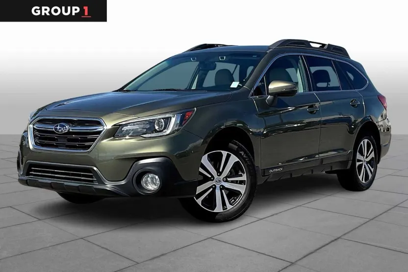 2018 Subaru Outback Limited photo 1