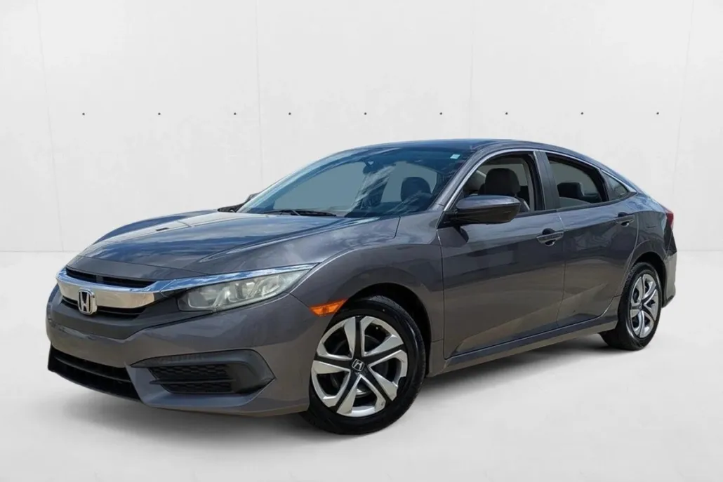 2017 Honda Civic LX photo 1