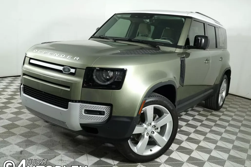2024 Land Rover Defender 110 S photo 1