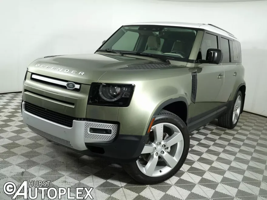 2024 Land Rover Defender 110 S photo 1