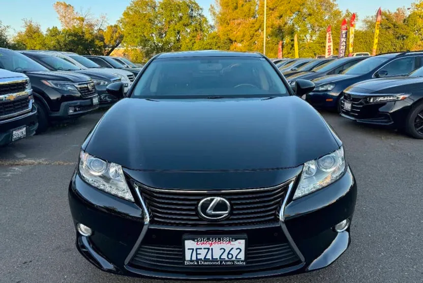 2014 Lexus ES 350 photo 1