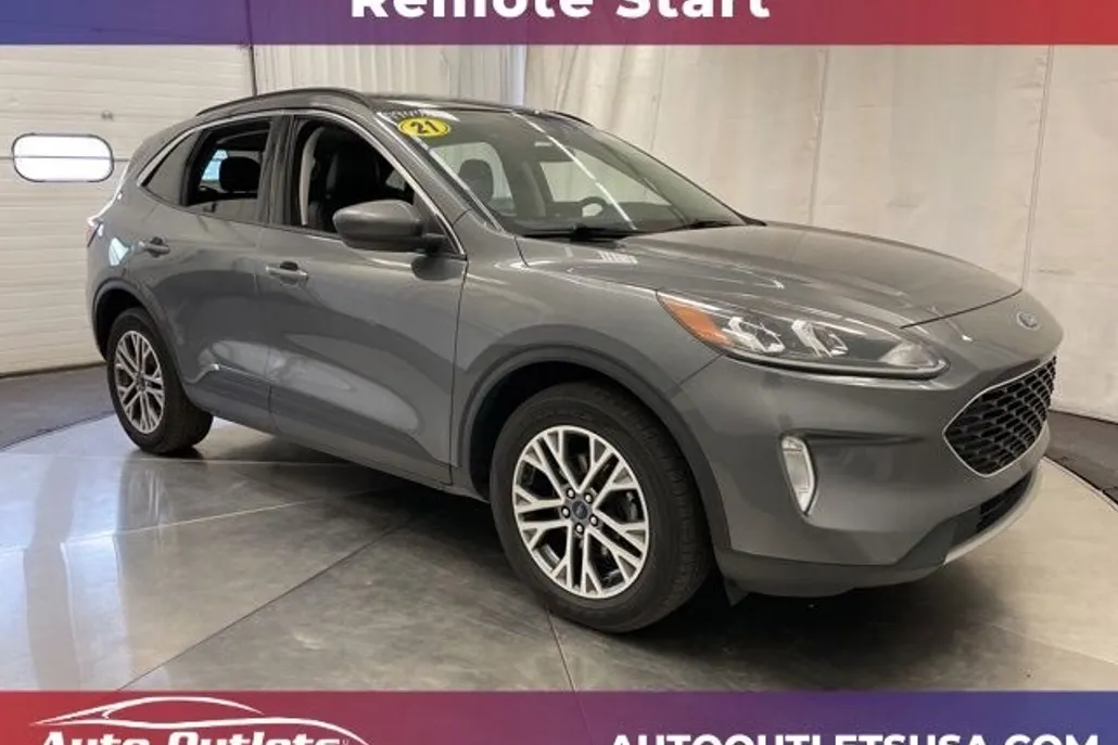 2021 Ford Escape SEL photo 1