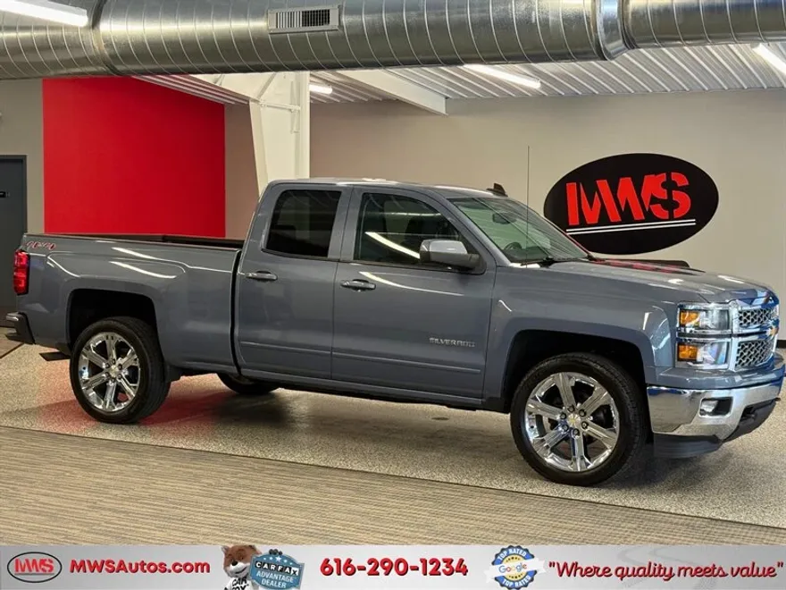 2015 Chevrolet Silverado 1500 LT photo 1