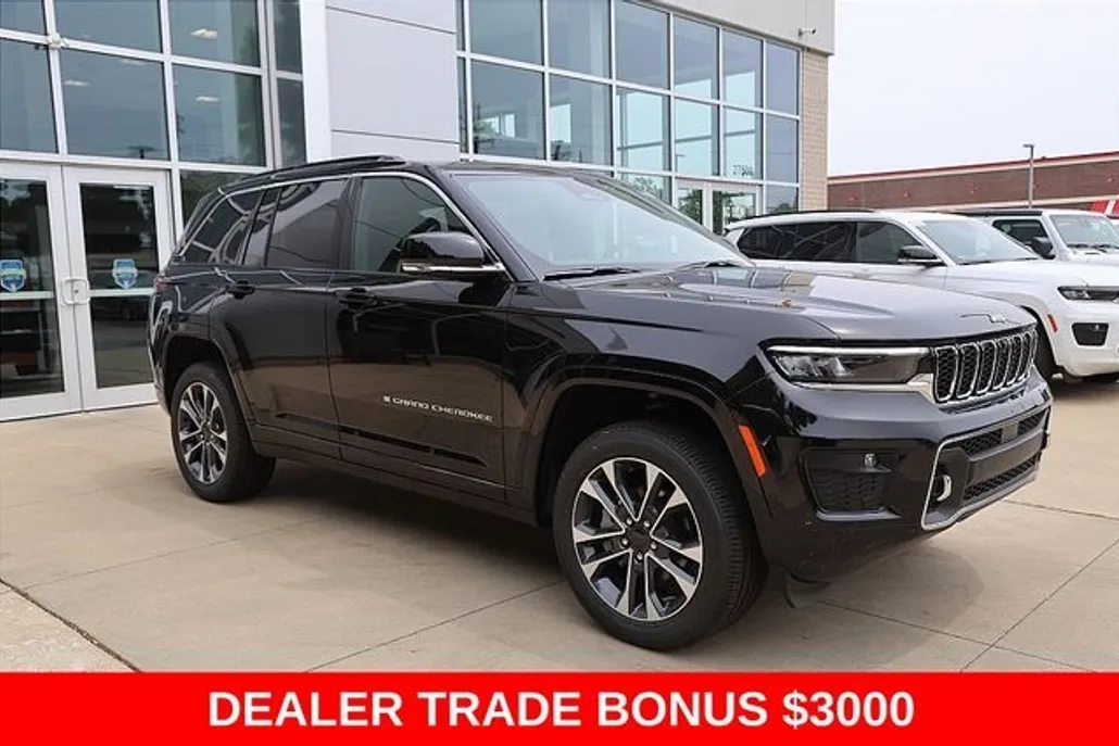 2025 Jeep Grand Cherokee Overland photo 1
