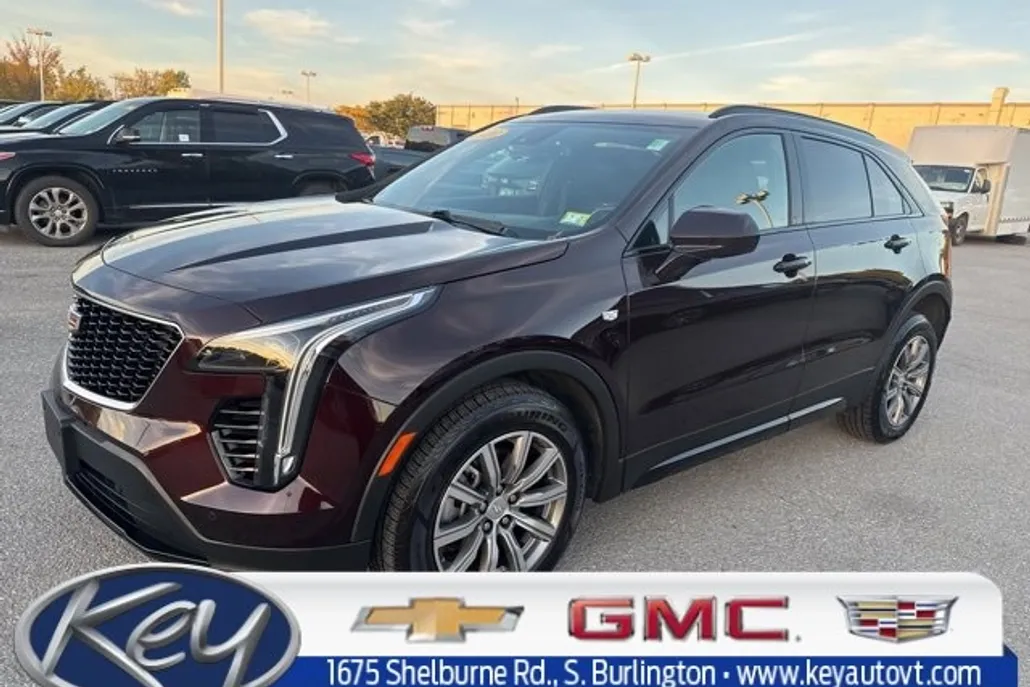 2020 Cadillac XT4 Sport photo 1
