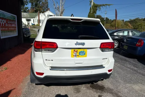 2018 Jeep Grand Cherokee Limited photo 2
