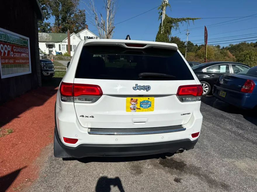 2018 Jeep Grand Cherokee Limited photo 2