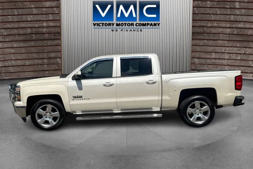 2014 Chevrolet Silverado 1500 LT photo 1