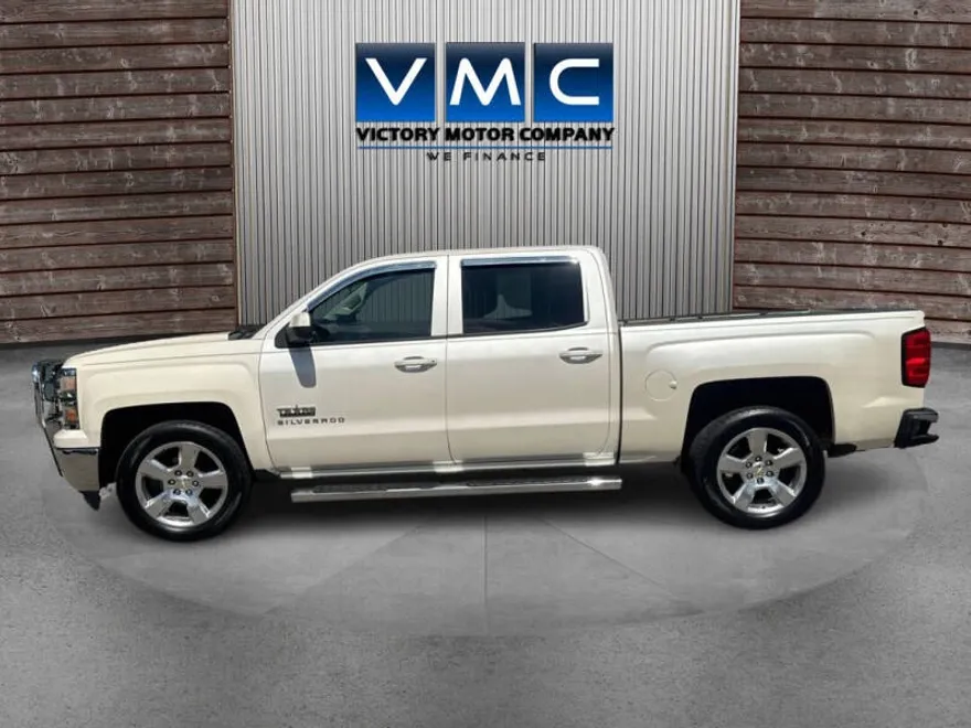 2014 Chevrolet Silverado 1500 LT photo 1