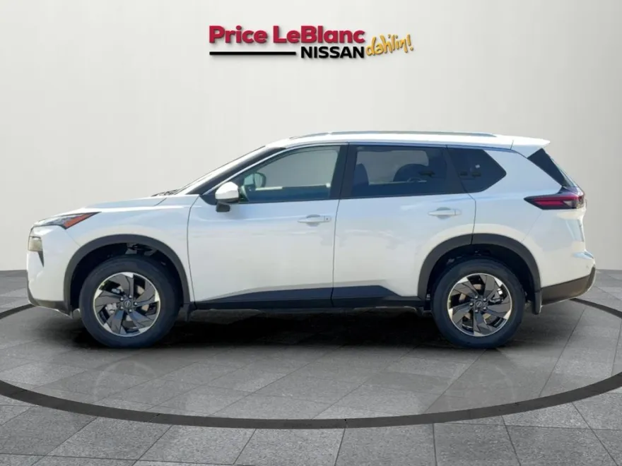 2026 Nissan Rogue SV photo 1