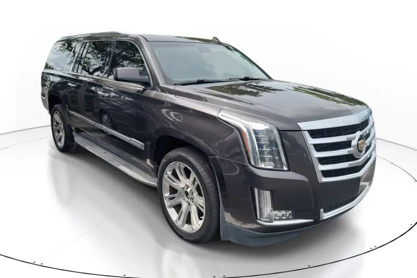 2015 Cadillac Escalade ESV Luxury photo 1