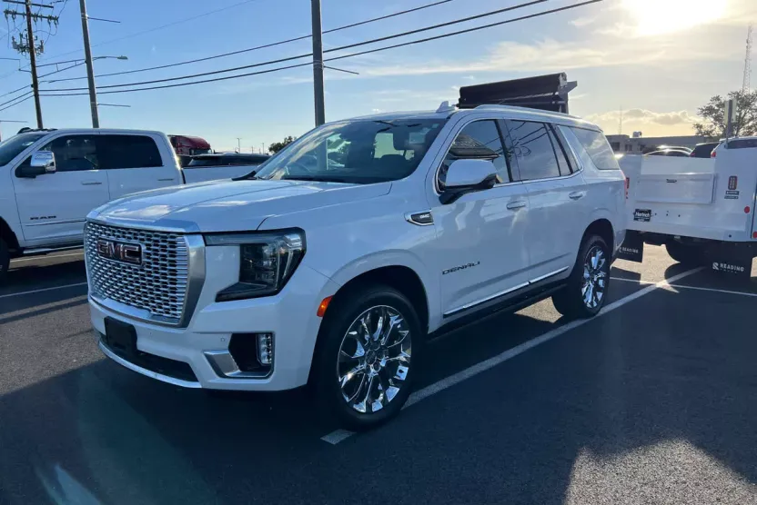 2023 Gmc Yukon Denali photo 1