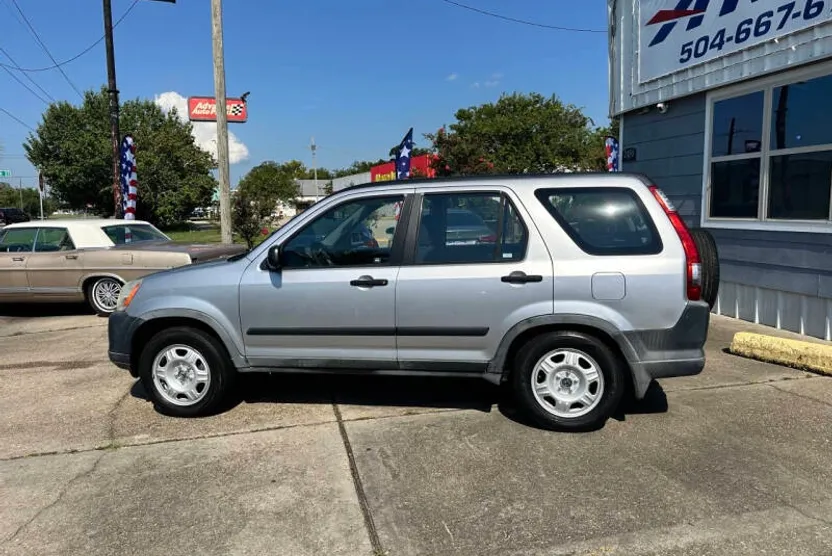 2005 Honda CR-V LX photo 1