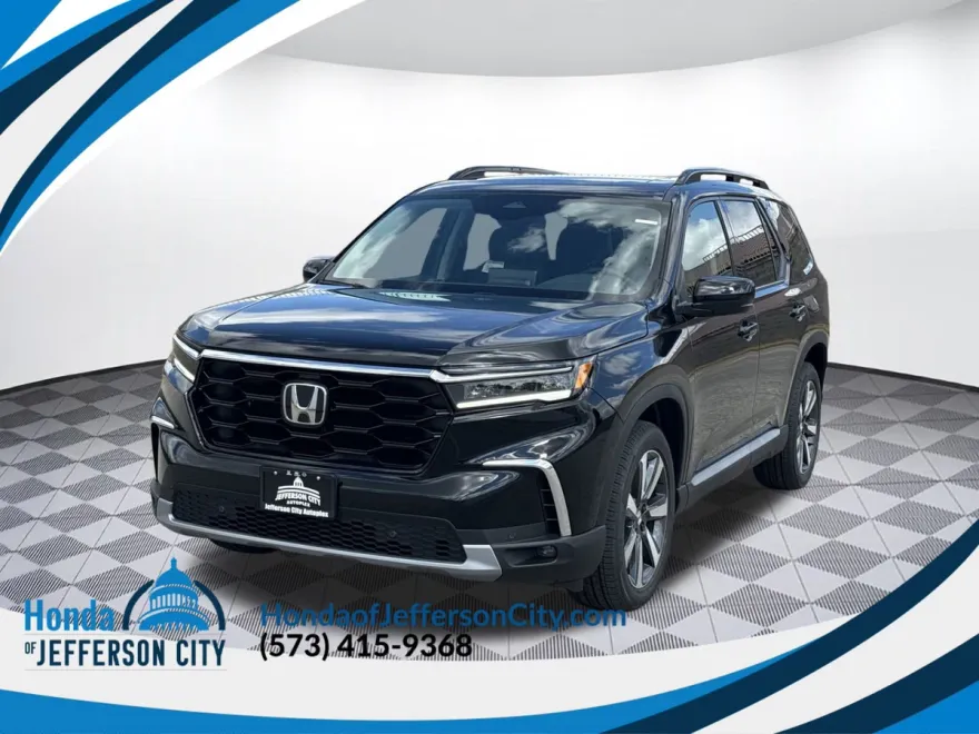 2025 Honda Pilot Touring photo 1