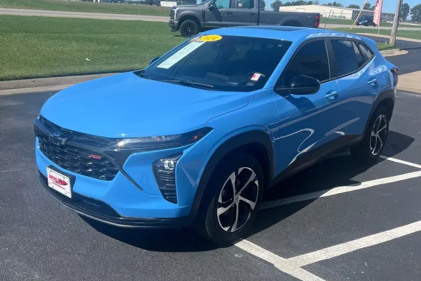 2024 Chevrolet Trax photo 1
