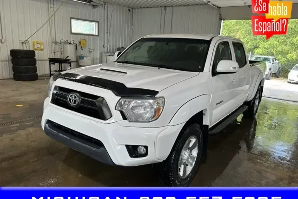 2015 Toyota Tacoma Base photo 1