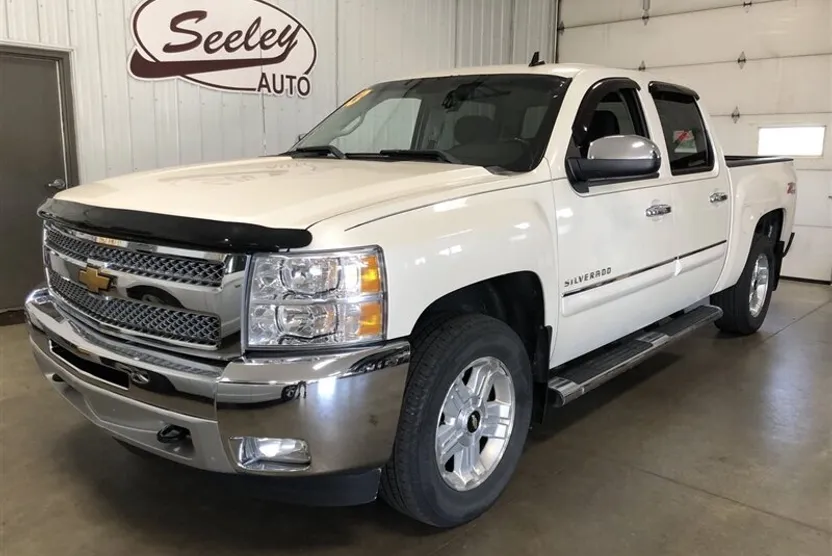 2013 Chevrolet Silverado 1500 LT photo 1