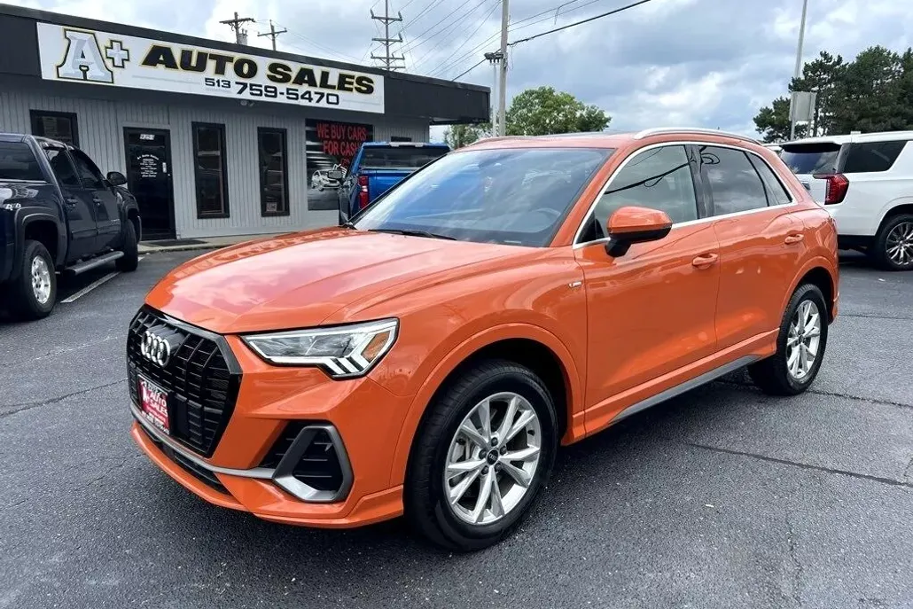 2023 Audi Q3 Premium S line photo 1