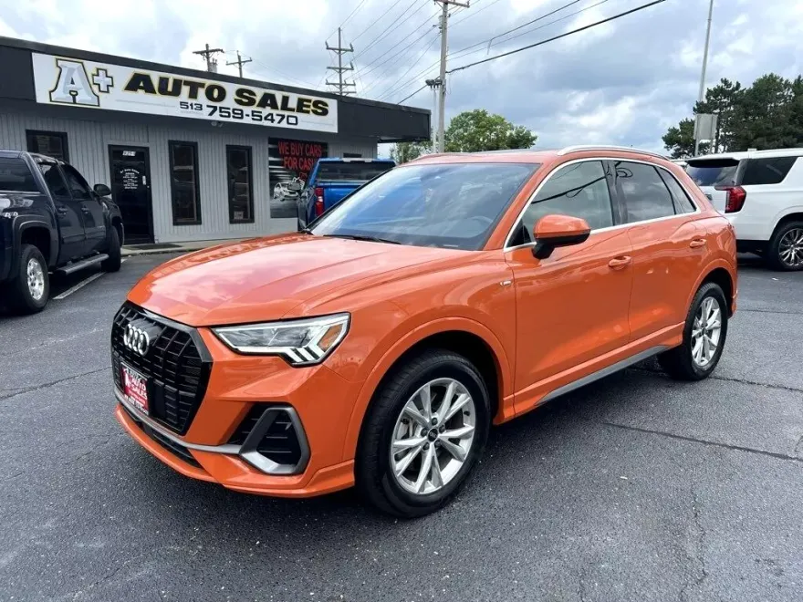 2023 Audi Q3 Premium S line photo 1