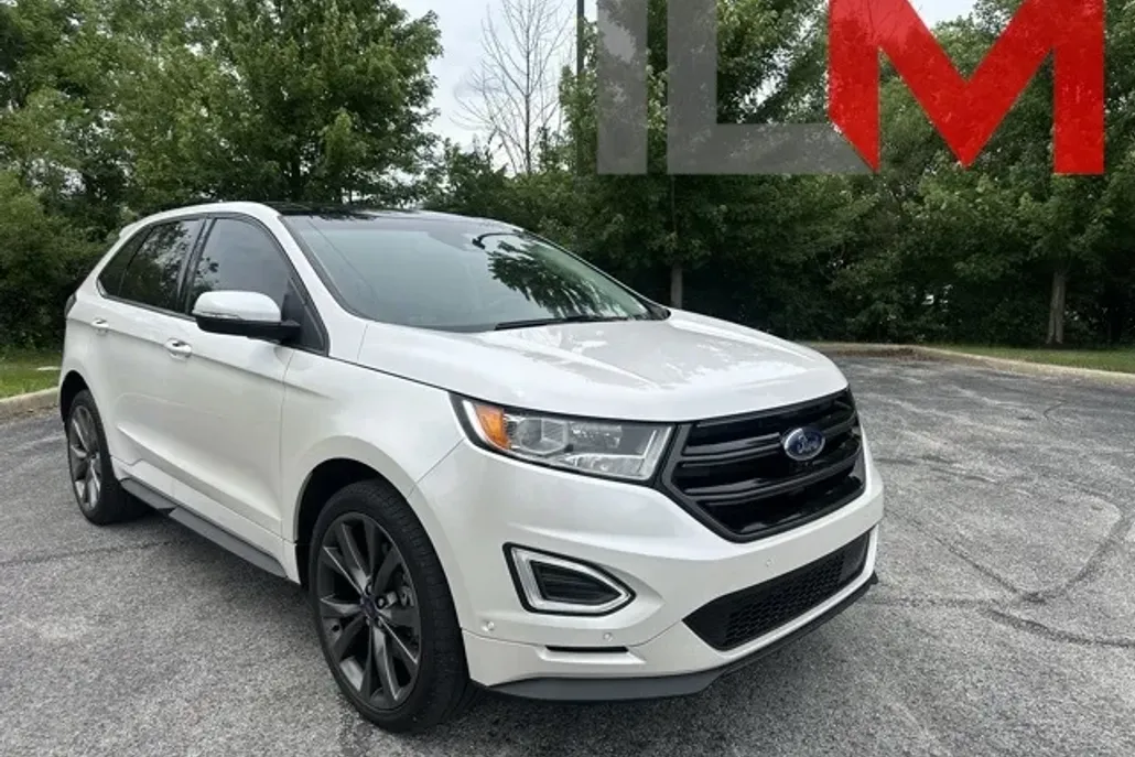 2018 Ford Edge Sport photo 1