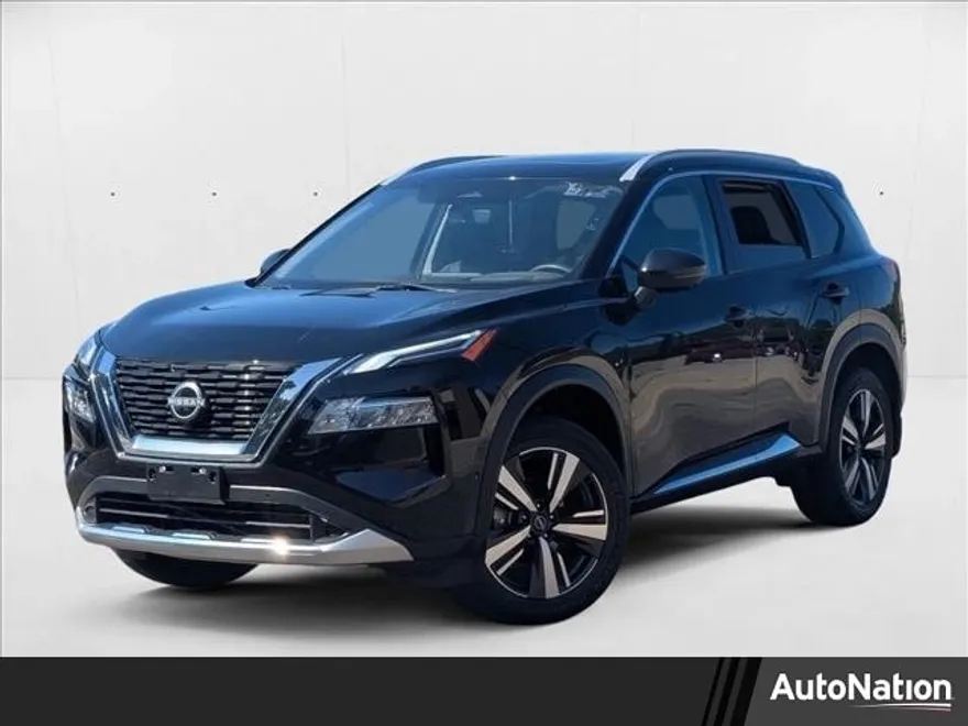 2023 Nissan Rogue Platinum photo 1