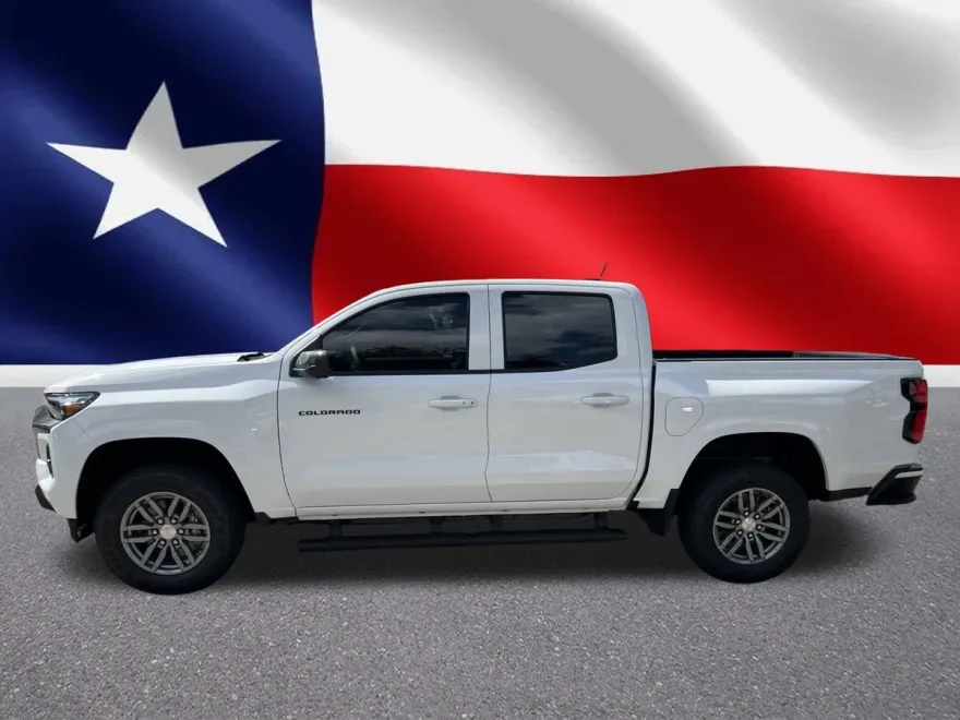2026 Chevrolet Colorado LT photo 1