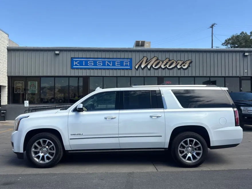 2019 Gmc Yukon XL Denali photo 1