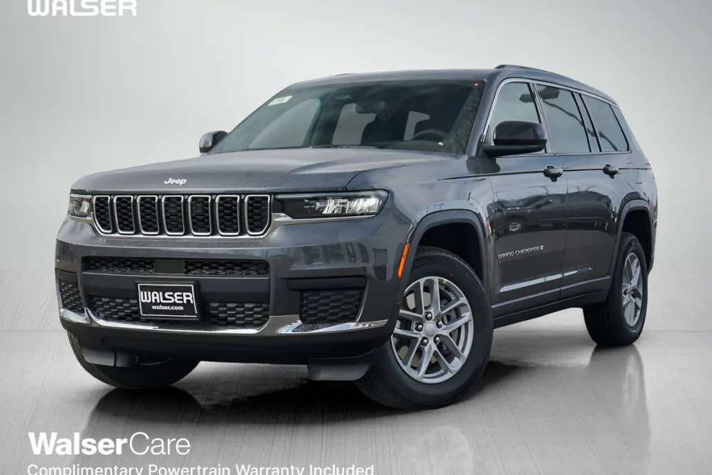 2025 Jeep Grand Cherokee Laredo photo 1