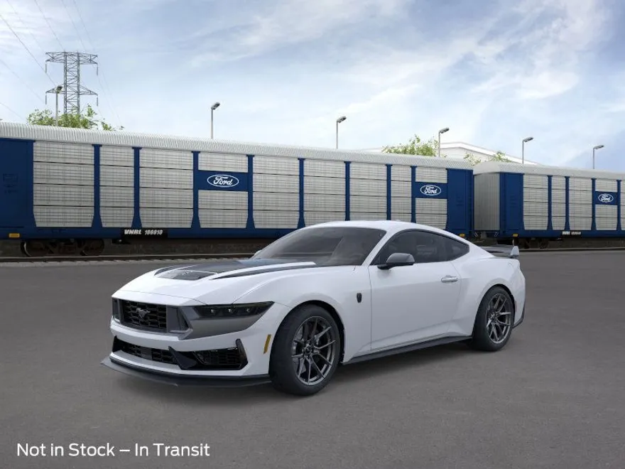 2025 Ford Mustang Dark Horse photo 1