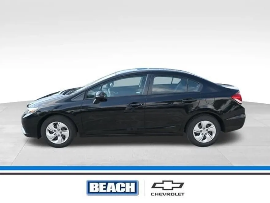 2013 Honda Civic LX photo 1