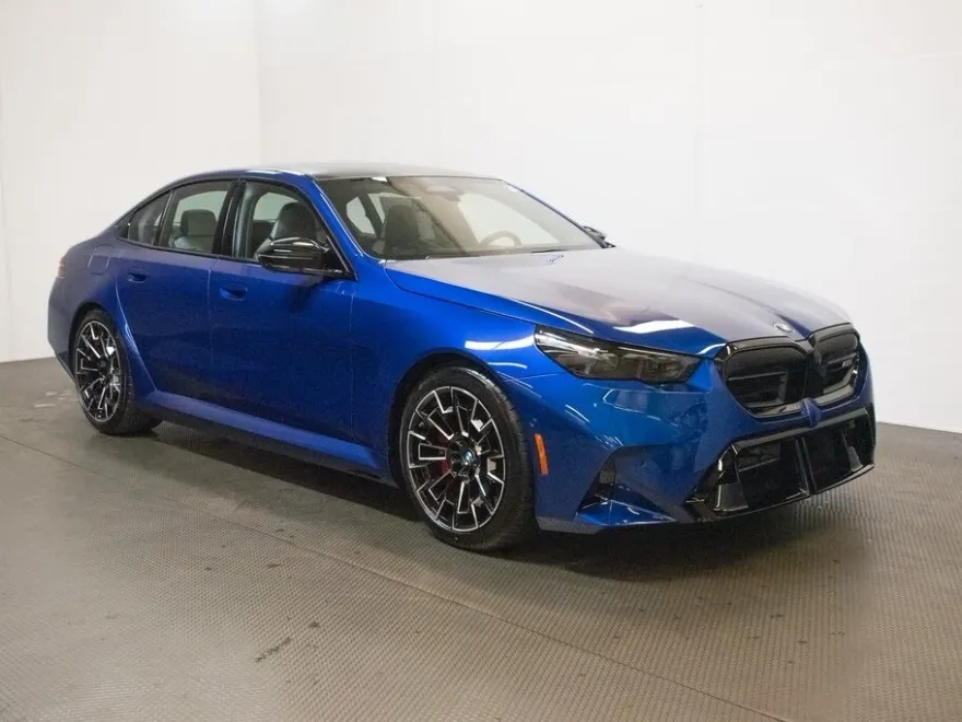 2026 Bmw M5 5 photo 1