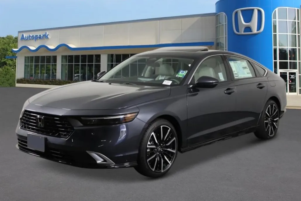 2025 Honda Accord Hybrid Touring photo 1