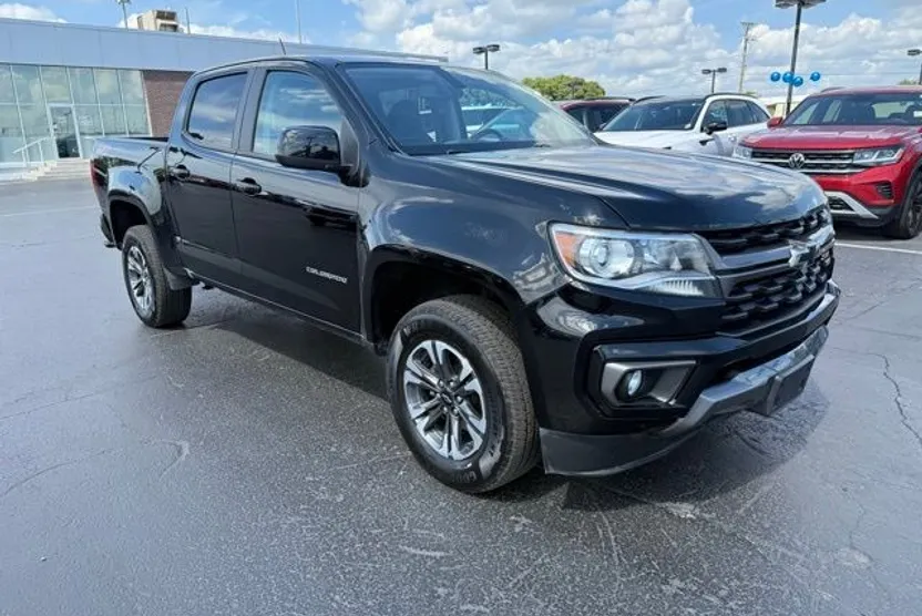 2022 Chevrolet Colorado Z71 photo 1
