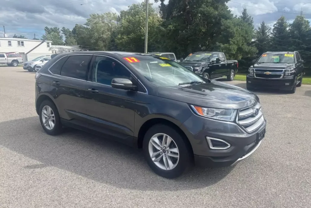 2017 Ford Edge SEL photo 1