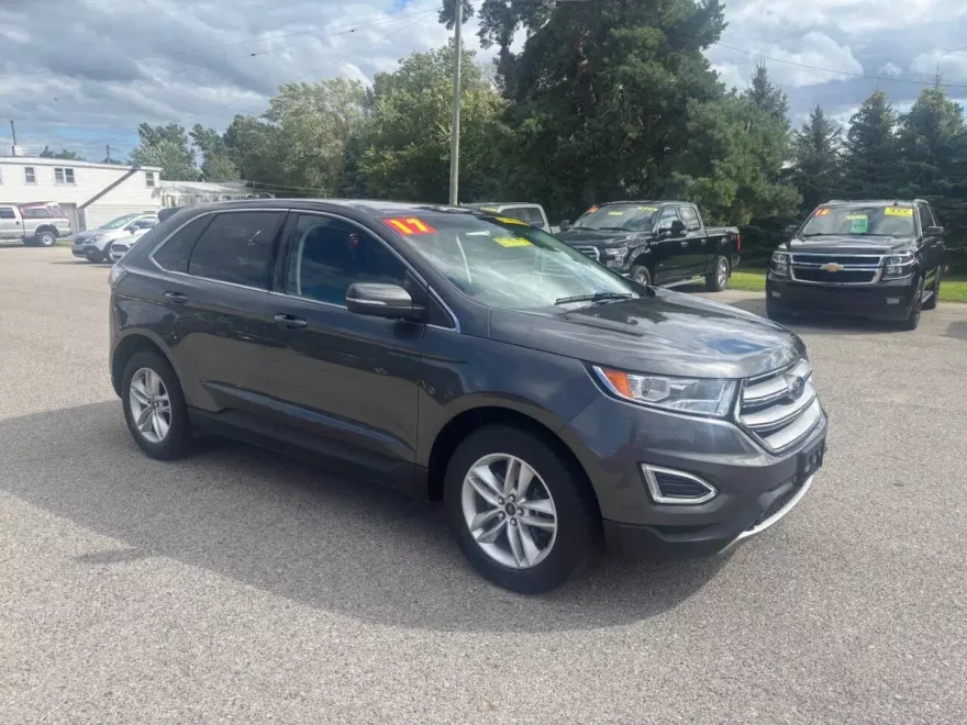 2017 Ford Edge SEL photo 1