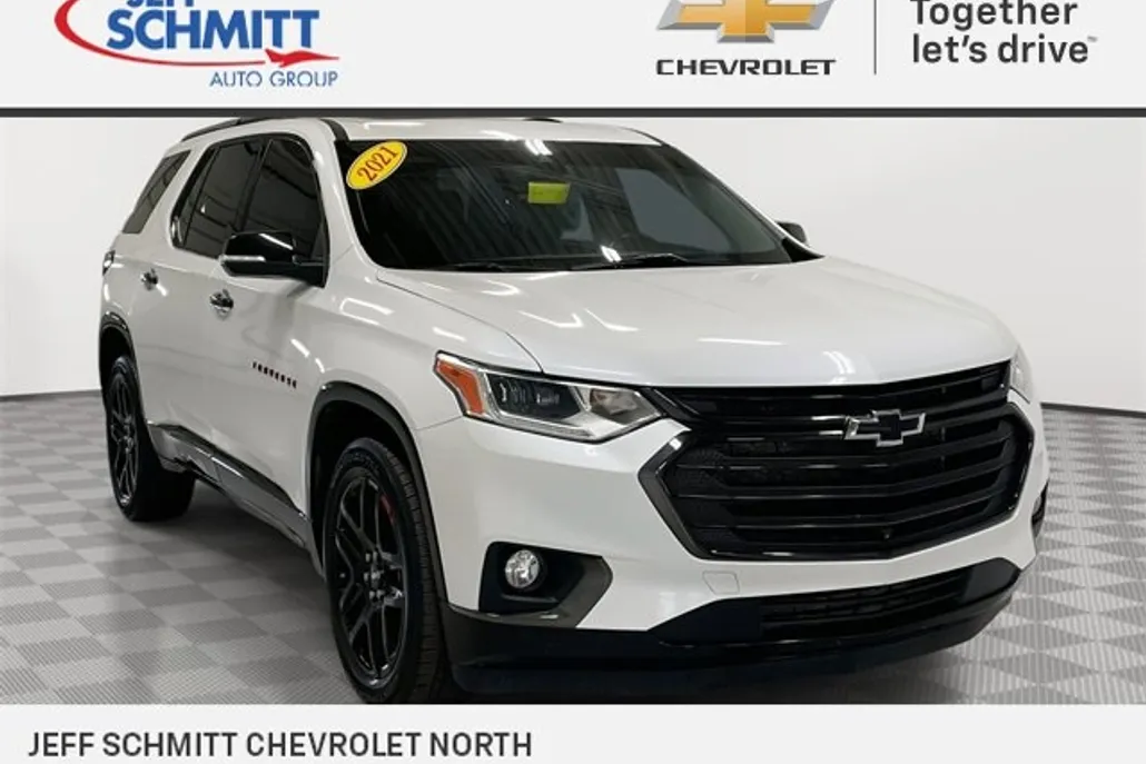 2021 Chevrolet Traverse Premier photo 1