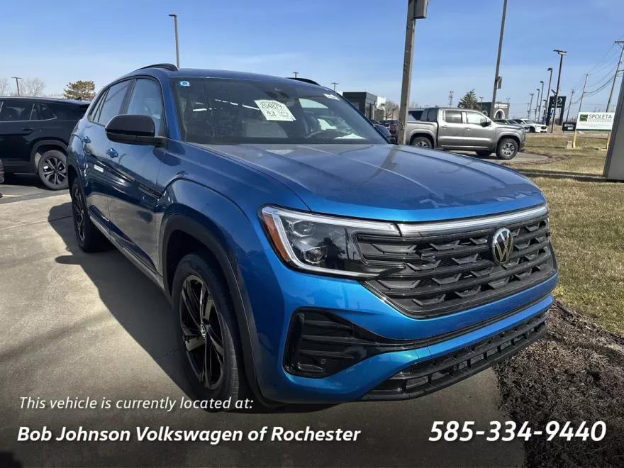 2025 Volkswagen Atlas Cross Sport SEL R-Line photo 1