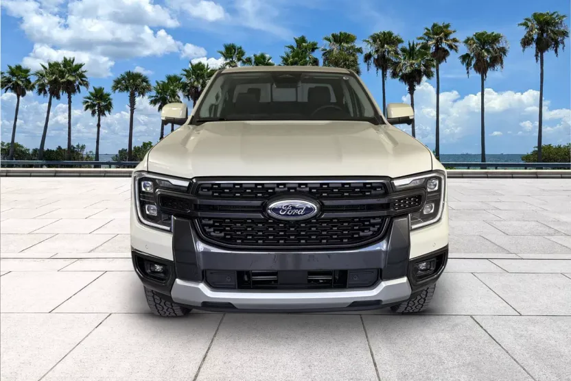 2025 Ford Ranger Lariat photo 1