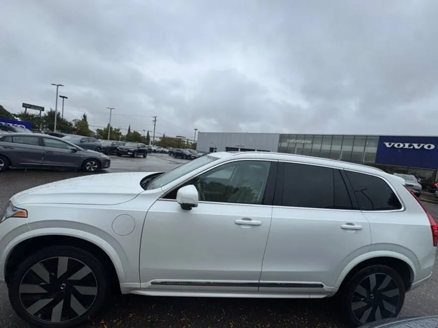 2024 Volvo XC90 Recharge T8 Plus photo 1