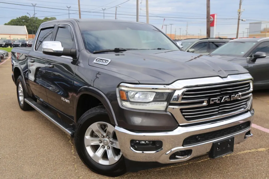 2021 Ram 1500 Laramie photo 1