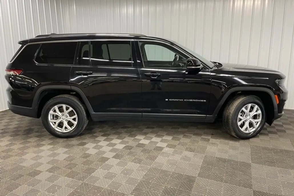2021 Jeep Grand Cherokee Limited photo 1
