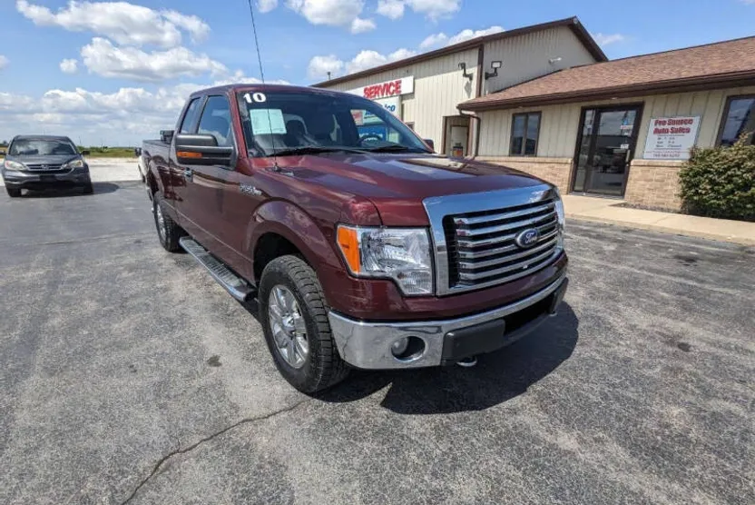 2010 Ford F-150 XLT photo 1