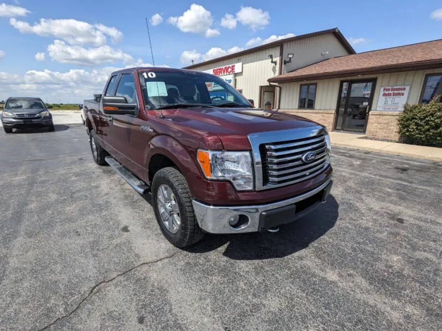 2010 Ford F-150 XLT photo 1