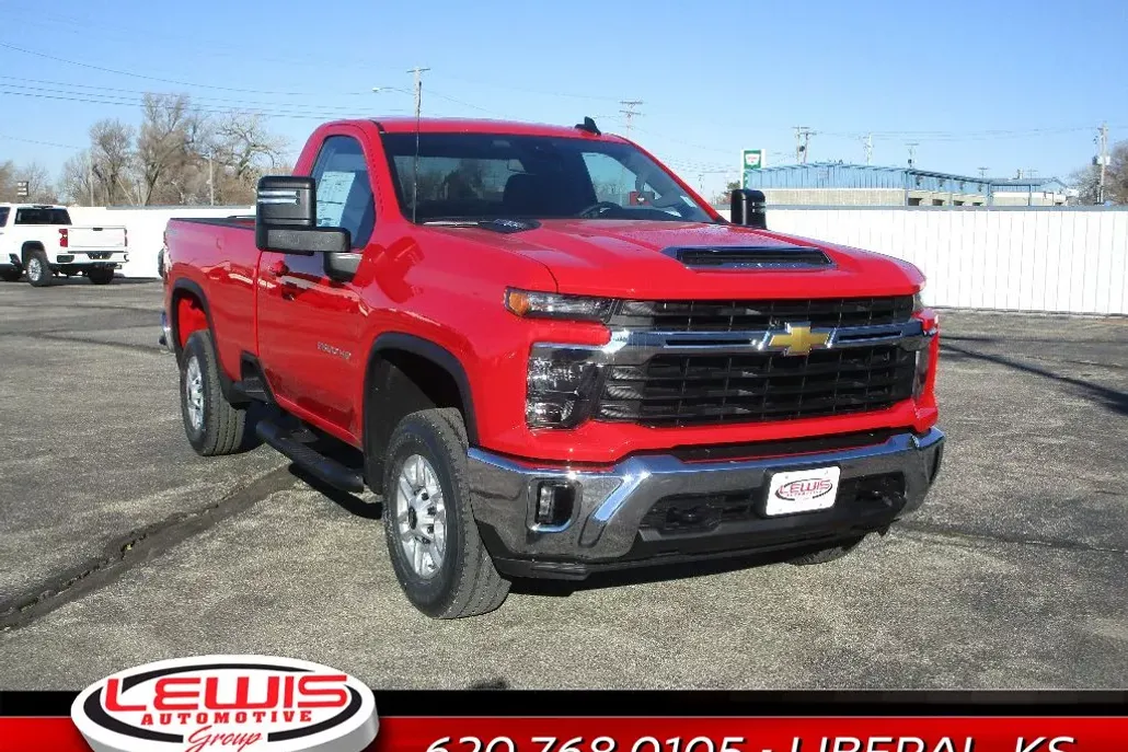 2025 Chevrolet Silverado 2500HD LT photo 1