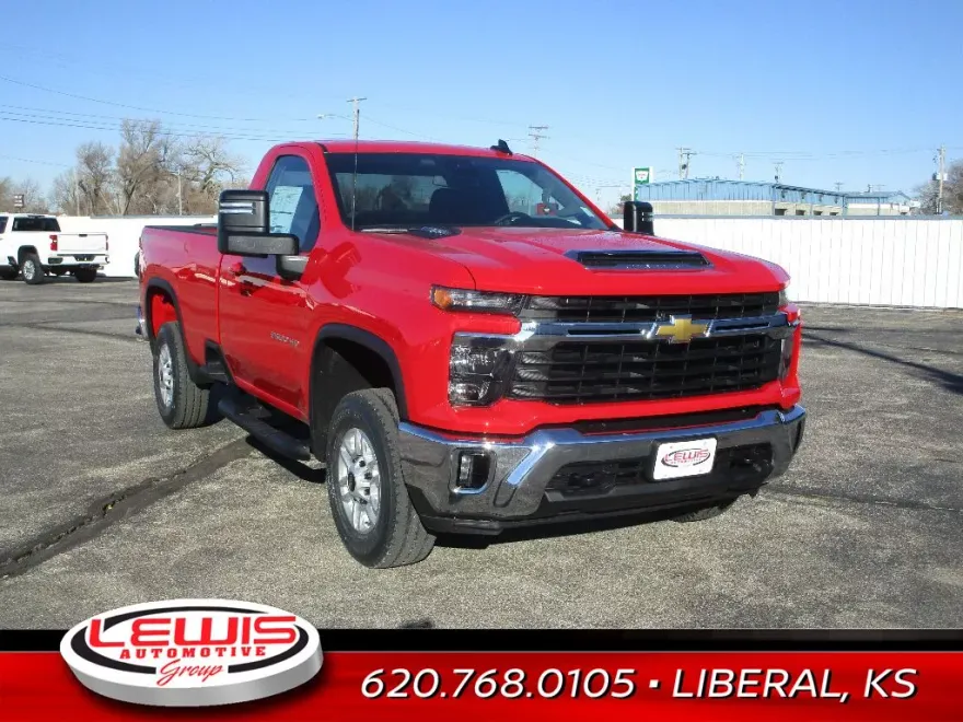 2025 Chevrolet Silverado 2500HD LT photo 1